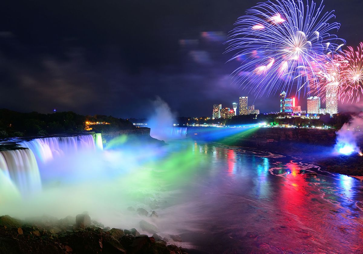 Epic Niagara Falls Private Night Tour